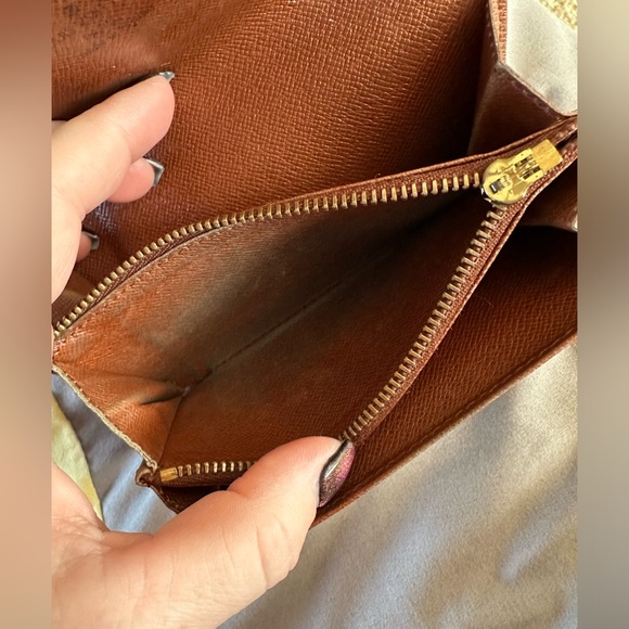 Louis Vuitton small wallet & coin pouch - Picture 12 of 14